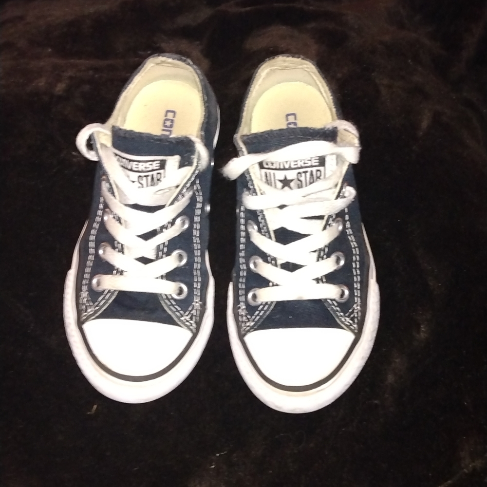 Kids Classic Converse sneakers